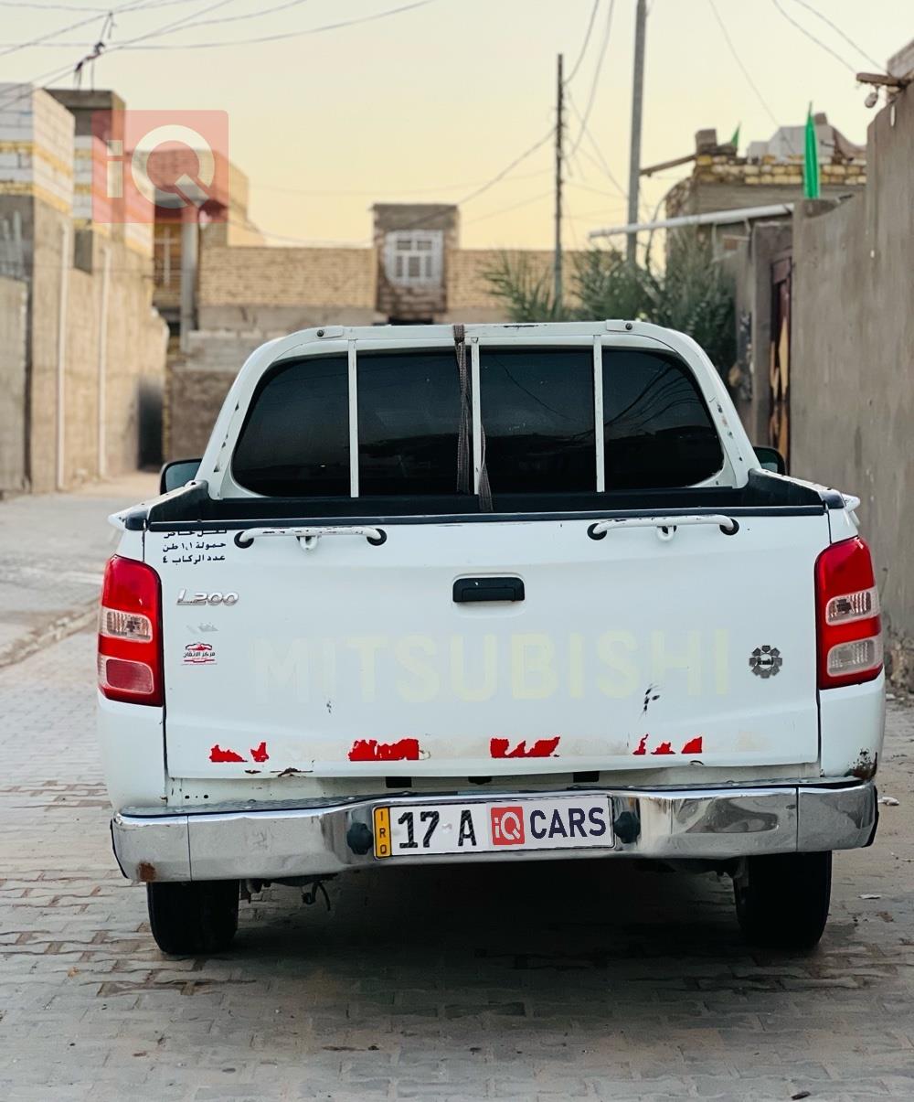 ميتسوبيشي L200
